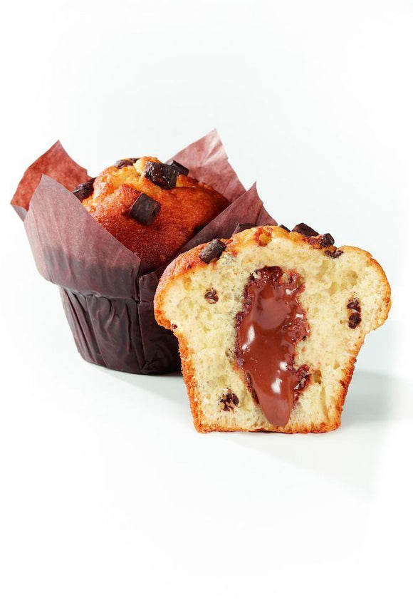 Plain Muffin with Chocolate Hazelnuts filling
